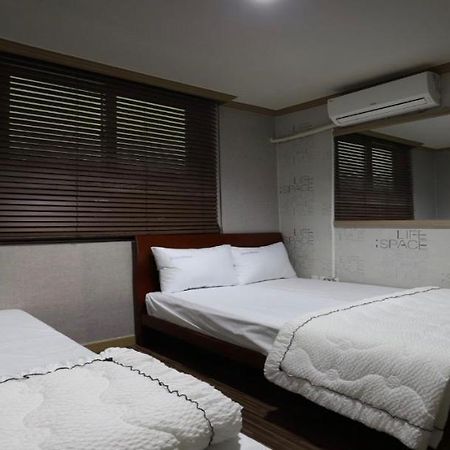 Queen Motel Andong Zewnętrze zdjęcie