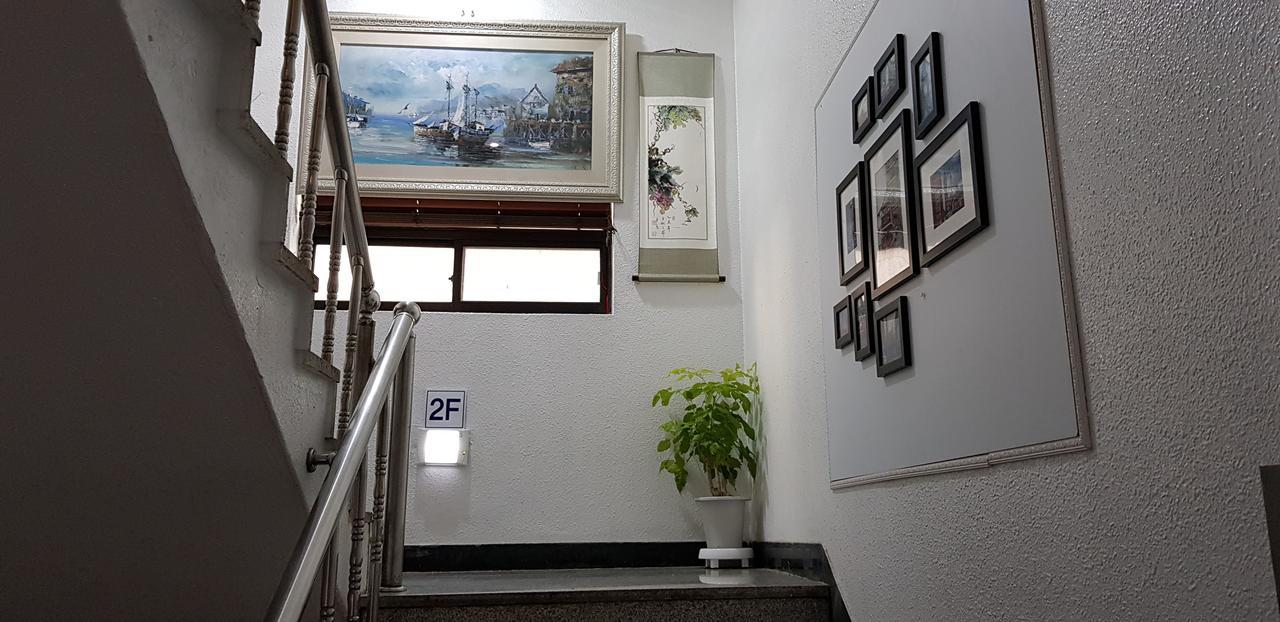 Queen Motel Andong Zewnętrze zdjęcie