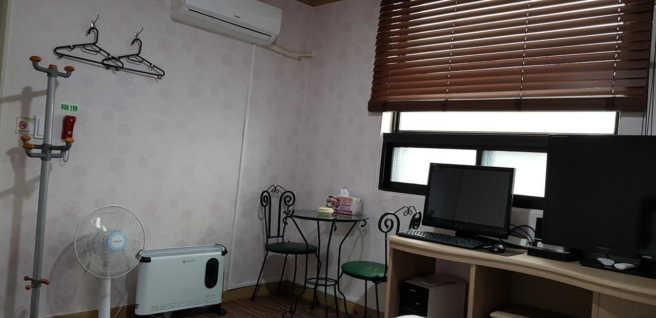 Queen Motel Andong Zewnętrze zdjęcie
